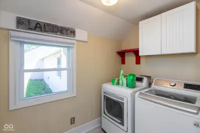 6862 Travis Road, Greenwood - 12