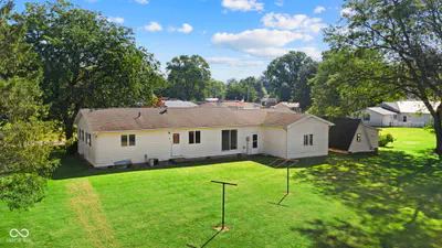 910 W Walnut, Rockville - 3