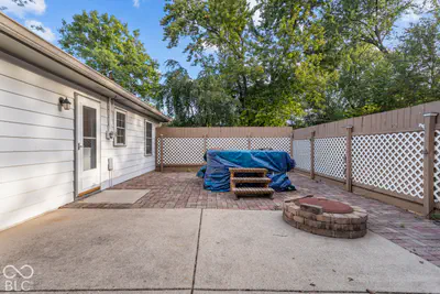 124 Sherman Drive, Carmel - 33