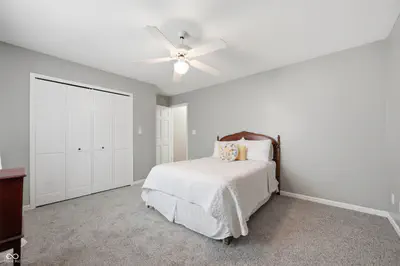 209 Copperwood Court, Muncie - 24