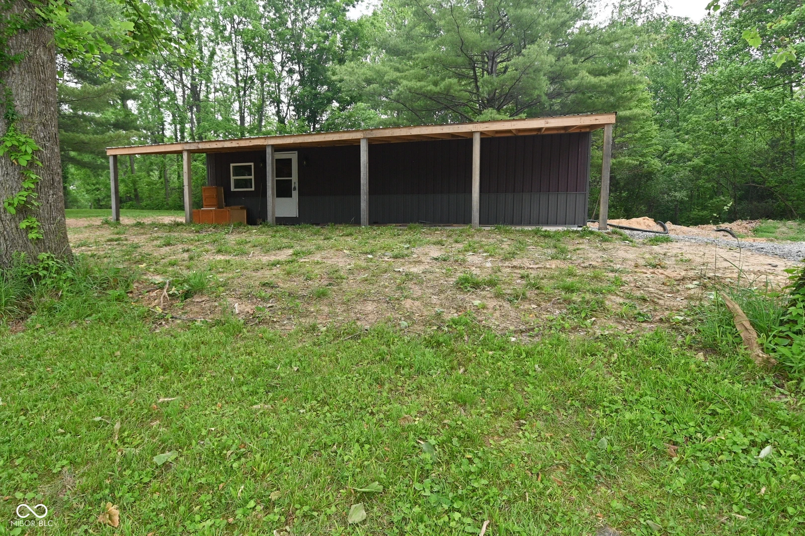 4843 Cunot Cataract Road, Poland