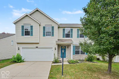 12272 Carriage Stone Drive, Fishers