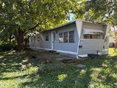 503 Washington, Clay City