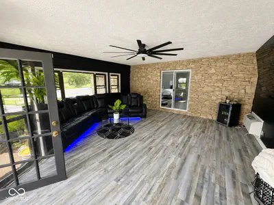 8637 Railroad Road, Indianapolis - 12