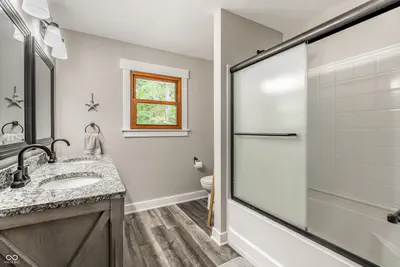 1653 300, Greenfield - 30
