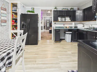 921 W 4th Street, Anderson - 5
