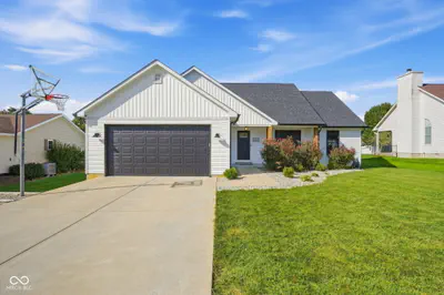 1043 Shadowlawn Avenue, Greencastle
