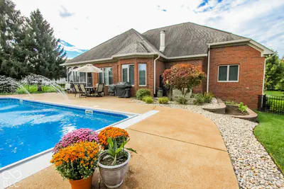 2593 Forest Hills Boulevard, Greenwood - 39