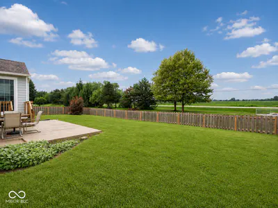 526 King Fisher Drive, Brownsburg - 43