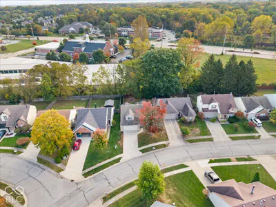 7475 Wood Court, Fishers - 40