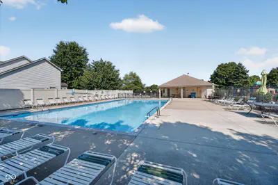 8642 Black Stone Xing, Avon - 54