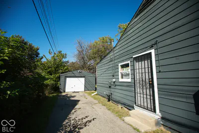 3102 N Temple Avenue, Indianapolis - 23
