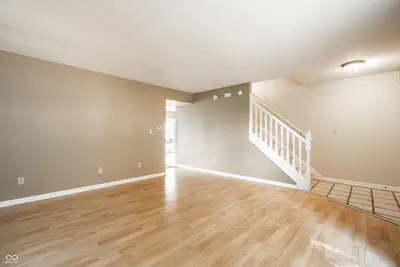 9842 Herald Square, Fishers - 5