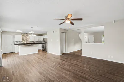 6921 Maywood Circle, Avon - 3