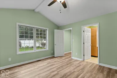 2410 S College Hills Drive, Hanover - 16