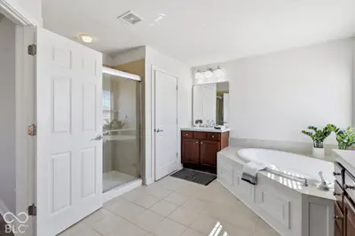 12558 Talon Crest Drive, Fishers - 55