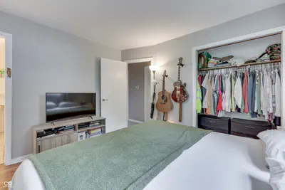 8025 Sycamore Road, Fairland - 13