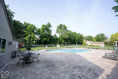 566 Conner Creek Drive, Fishers - 60
