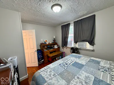 635 High Street, Versailles - 8
