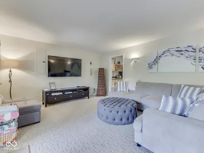 6250 Grosbeak Court, Nineveh - 62