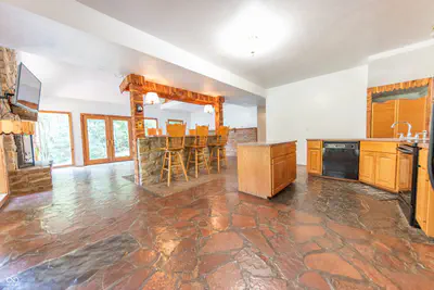 17399 State Road 58, Seymour - 17