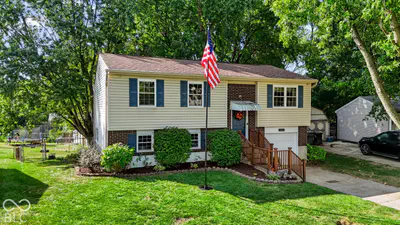5556 Meckes Lane, Indianapolis