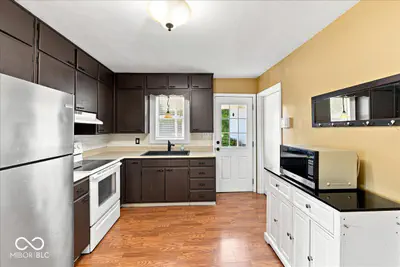 6021 Shelby Street, Indianapolis - 23