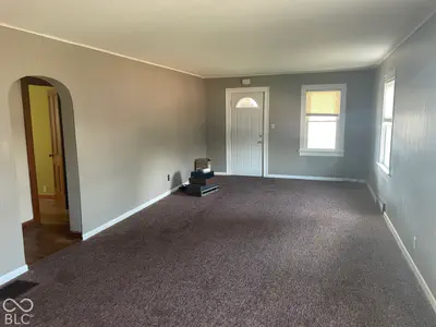 607 4th, Seymour - 13