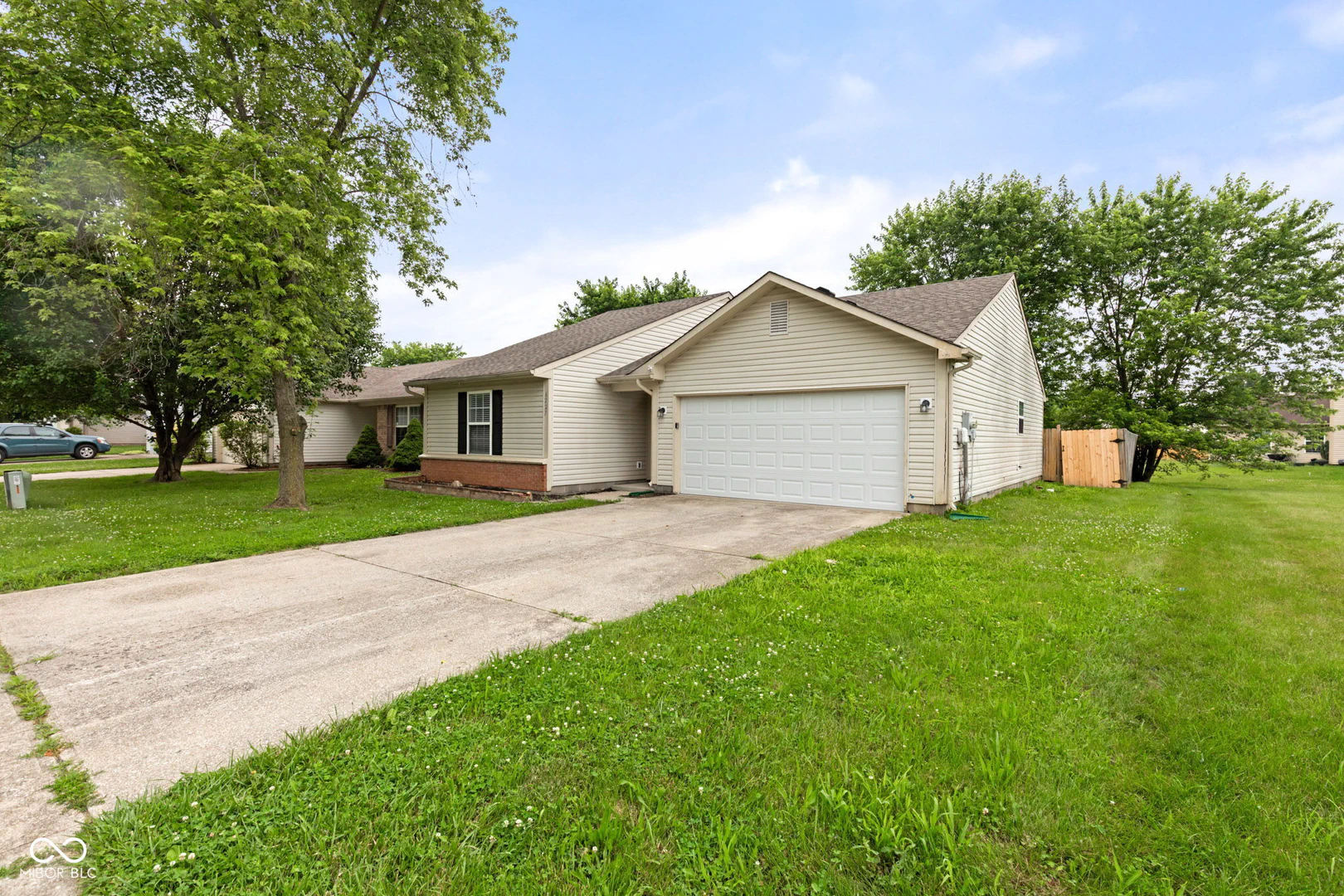 6227 Long River Lane, Indianapolis