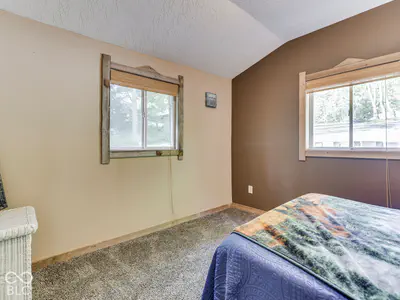 8285 Lilly Lane, Nineveh - 55