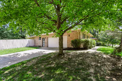 930 Mellowood Drive, Indianapolis - 4