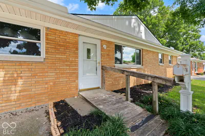 409 Wedgewood Drive, New Albany - 2