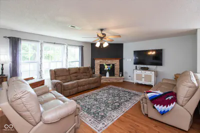 10239 Homestead Drive, Brownsburg - 8