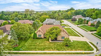 9698 Sunwood Way, Carmel - 38