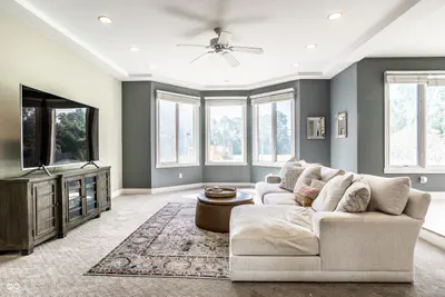 11575 Freeport Drive, Carmel - 18