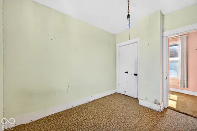 618 S Poplar Street, Seymour - 44