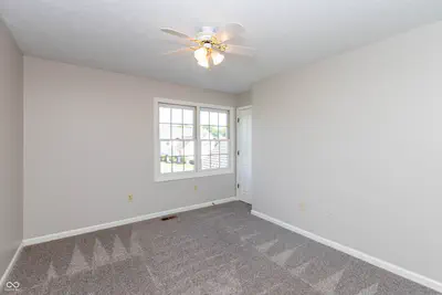 10950 Midnight Pass, Fishers - 21