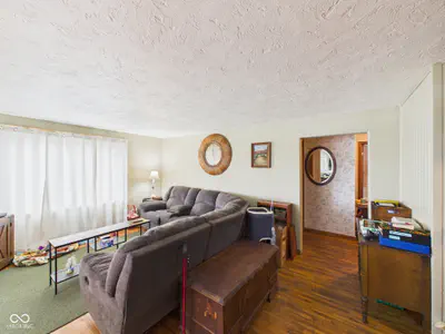 2868 State Road 236, Anderson - 10