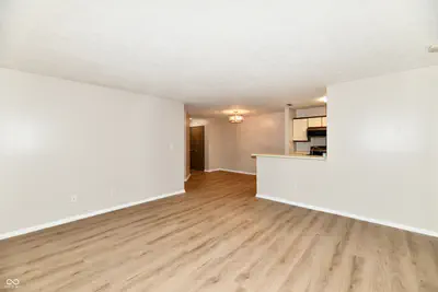 4381 Village Parkway Circle, Indianapolis - 4