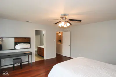 8468 Ash Grove Drive, Indianapolis - 32