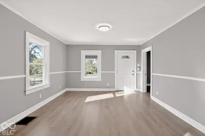 1415 E Castle Avenue, Indianapolis - 5