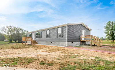 5954 US HWY 31, Seymour - 5
