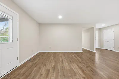 8727 800 Road, Indianapolis - 17