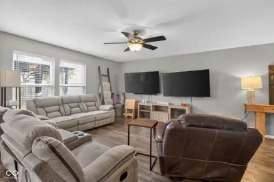 9376 Constellation Drive, Pendleton - 16