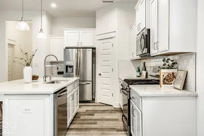 7116 Cherry Creek Boulevard, Carmel - 16