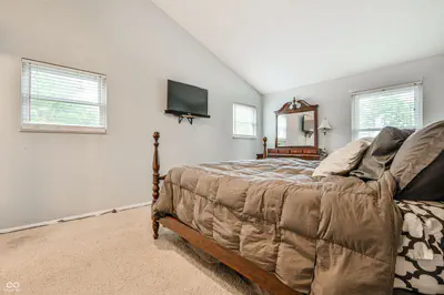 909 Farmview Lane, Carmel - 24