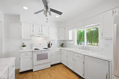 945 Jameson Court, New Castle - 9