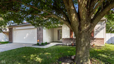 10890 Vanguard Lane, Indianapolis - 2
