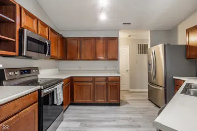 9959 Olympic Circle, Indianapolis - 25