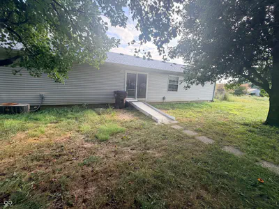 7440 Ogle Road, Freetown